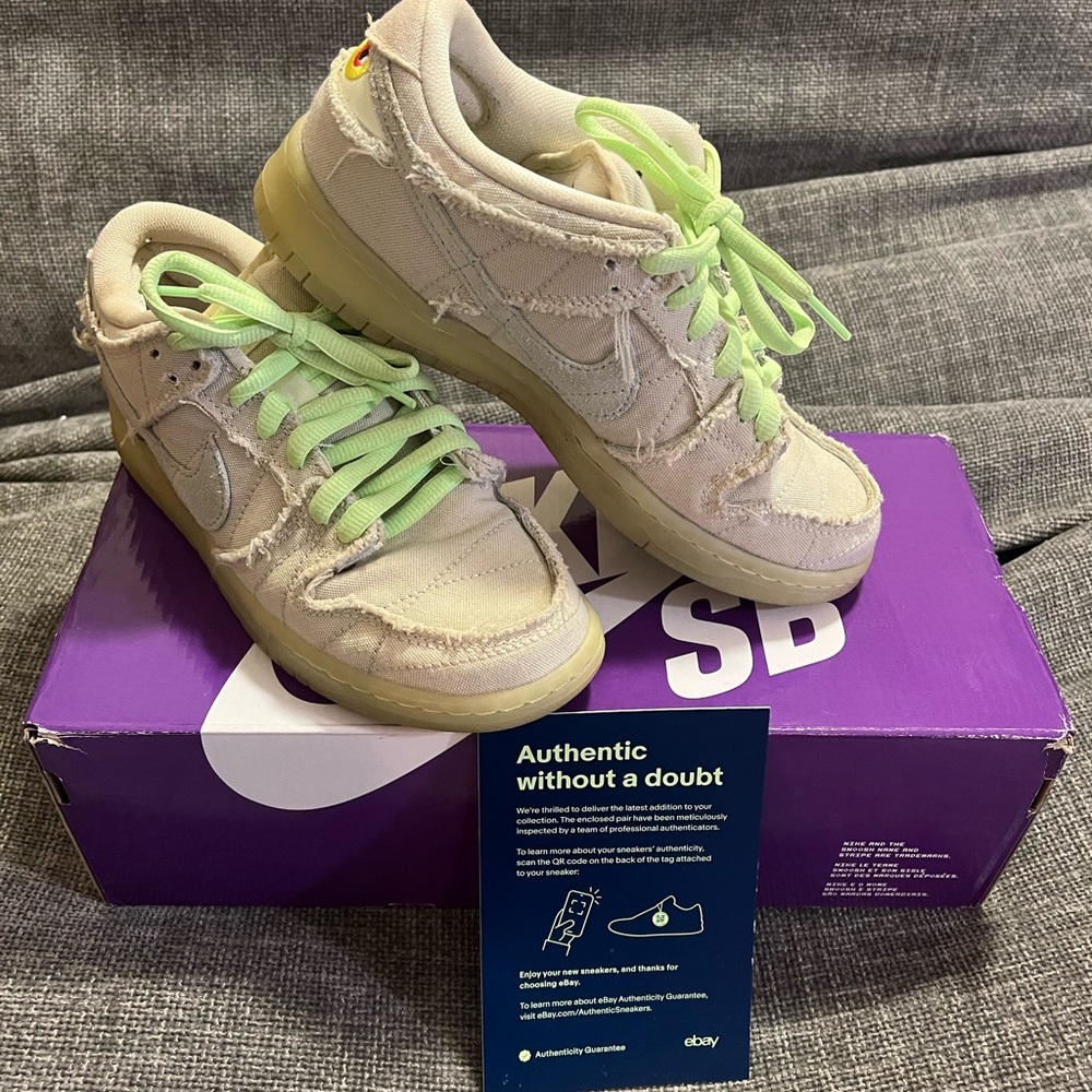 Nike SB Mummy Low Dunks - Glow in the Dark Men Sz 6